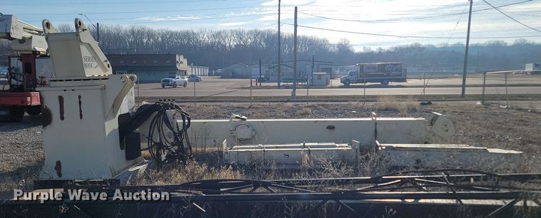 image for item LA9683 National Crane Corporation  Series 800C truck mounted crane