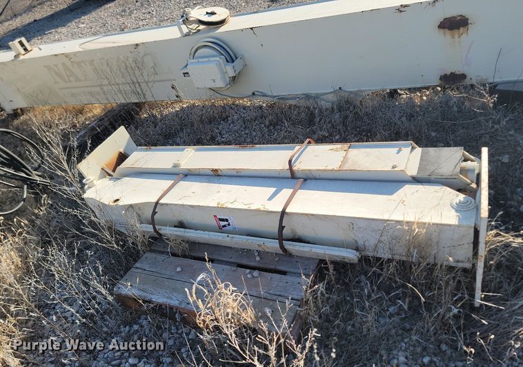 image for item LA9683 National Crane Corporation  Series 800C truck mounted crane