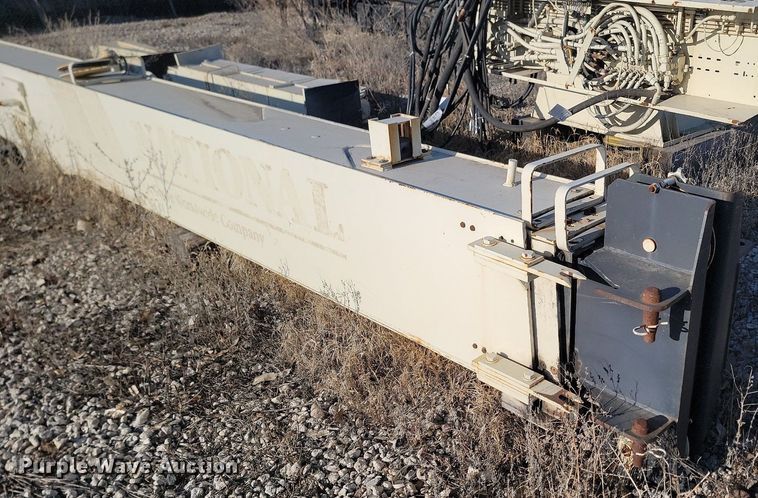image for item LA9683 National Crane Corporation  Series 800C truck mounted crane