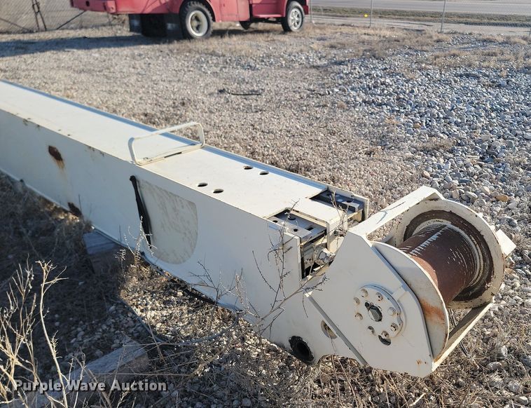 image for item LA9683 National Crane Corporation  Series 800C truck mounted crane