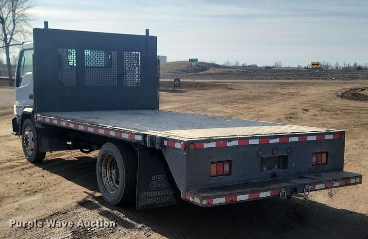 image for item LA9687 2006 Ford  LCF  flatbed truck