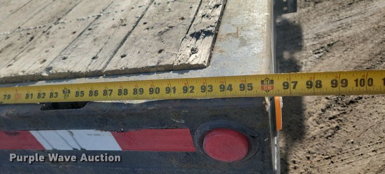 image for item LA9687 2006 Ford  LCF  flatbed truck