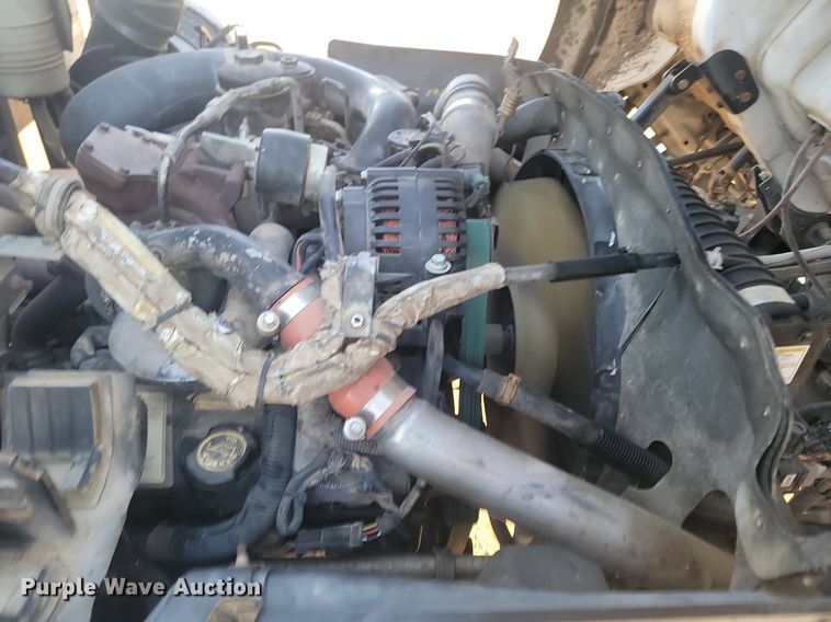 image for item LA9687 2006 Ford  LCF  flatbed truck