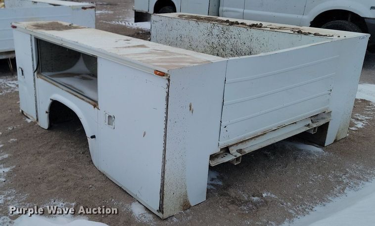 image for item LA9704 (2) utility beds