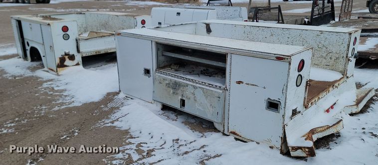 image for item LA9704 (2) utility beds