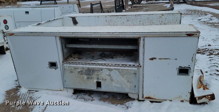 image for item LA9704 (2) utility beds