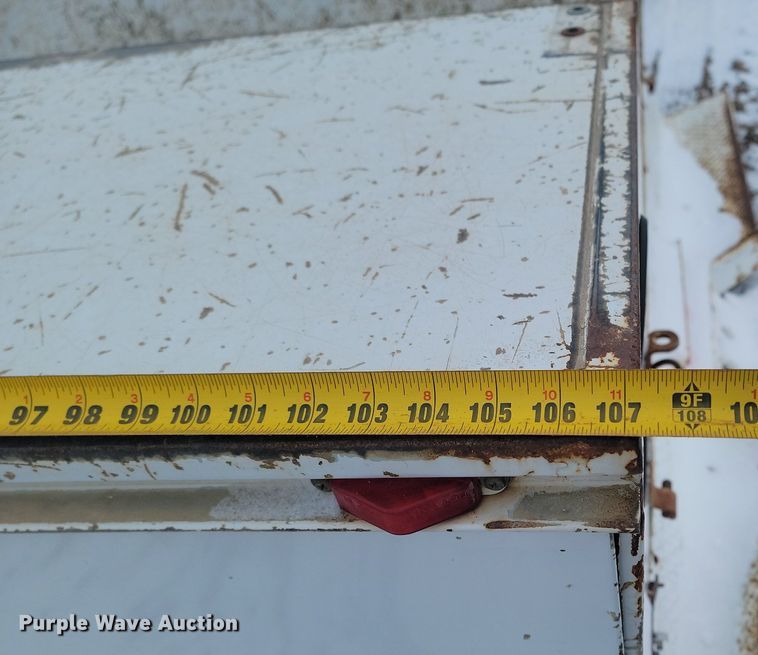 image for item LA9704 (2) utility beds