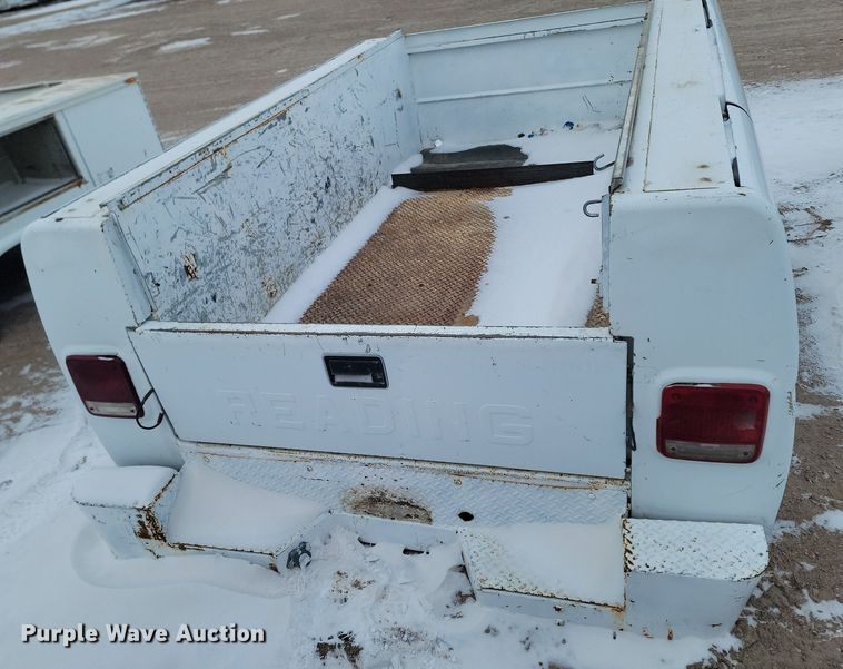 image for item LA9705 Reading utility bed