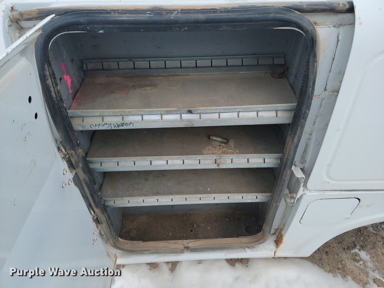 image for item LA9705 Reading utility bed