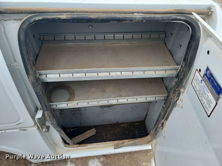 image for item LA9705 Reading utility bed