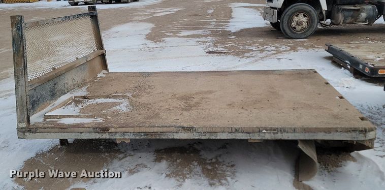 image for item LA9708 Flatbed