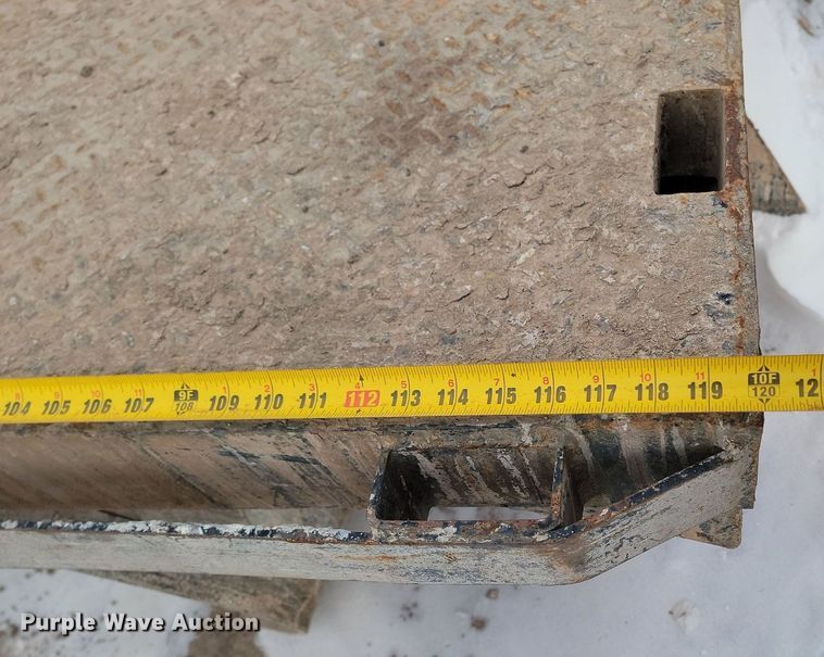 image for item LA9708 Flatbed