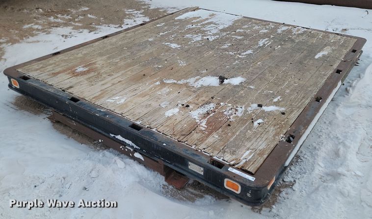 image for item LA9711 Knapheide  flatbed