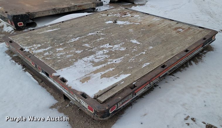 image for item LA9711 Knapheide  flatbed