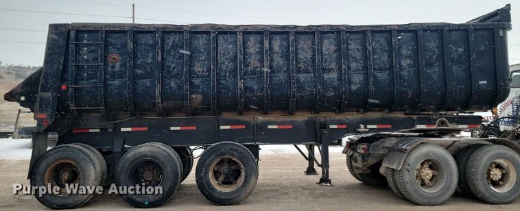 image for item LA9712 1975 Fruehauf  end dump trailer