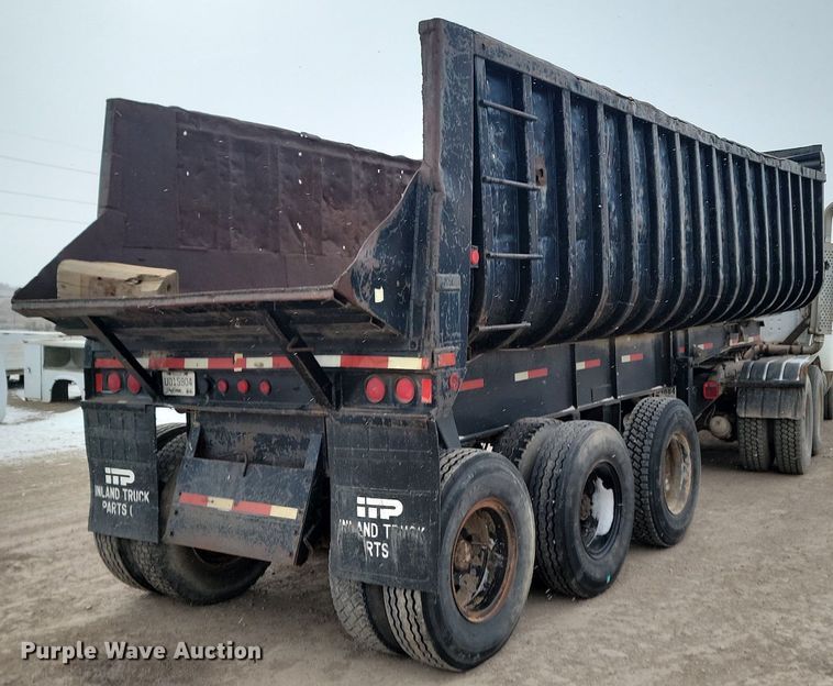 image for item LA9712 1975 Fruehauf  end dump trailer