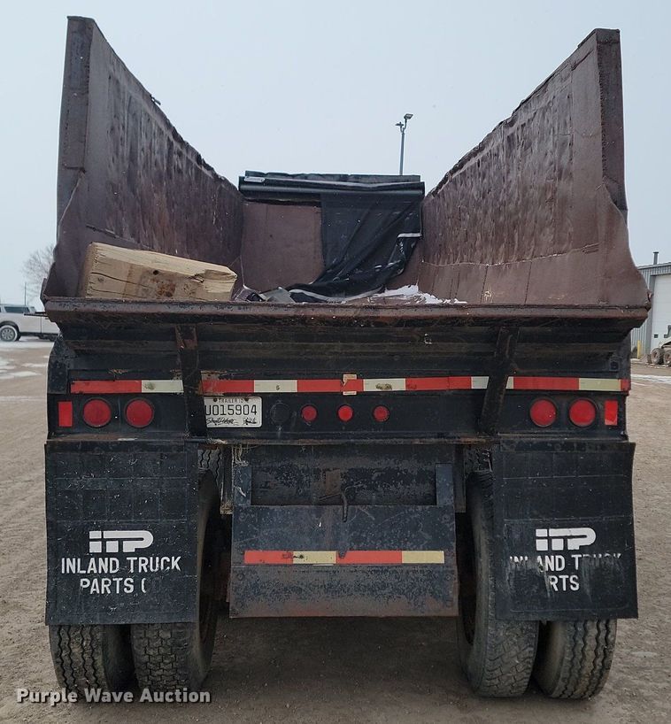 image for item LA9712 1975 Fruehauf  end dump trailer