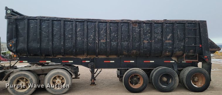 image for item LA9712 1975 Fruehauf  end dump trailer