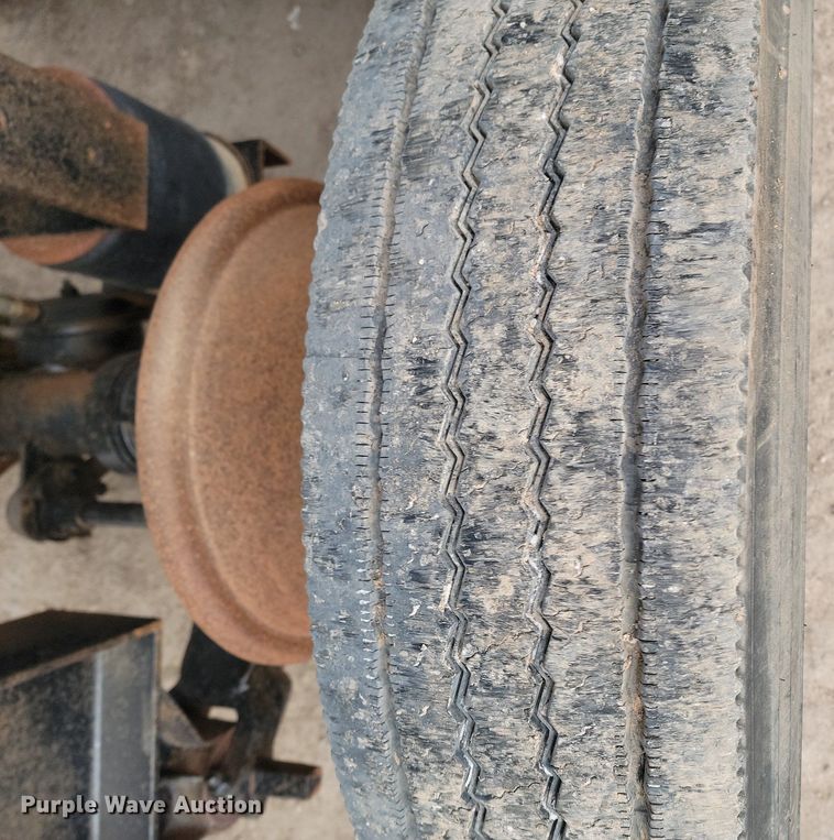 image for item LA9712 1975 Fruehauf  end dump trailer