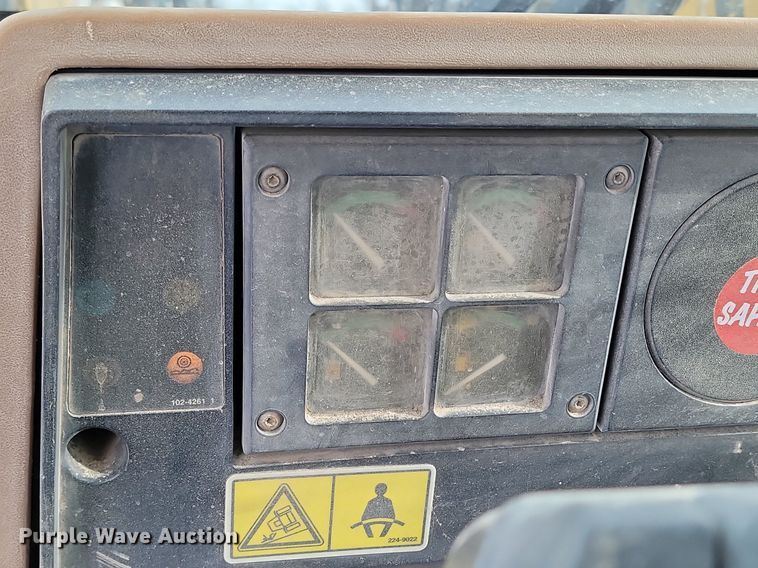 image for item LA9715 1995 Caterpillar IT28F wheel loader