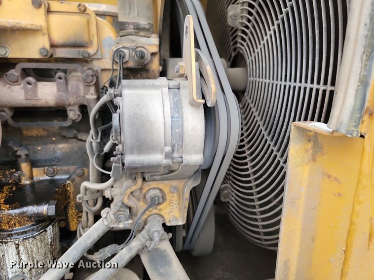 image for item LA9715 1995 Caterpillar IT28F wheel loader