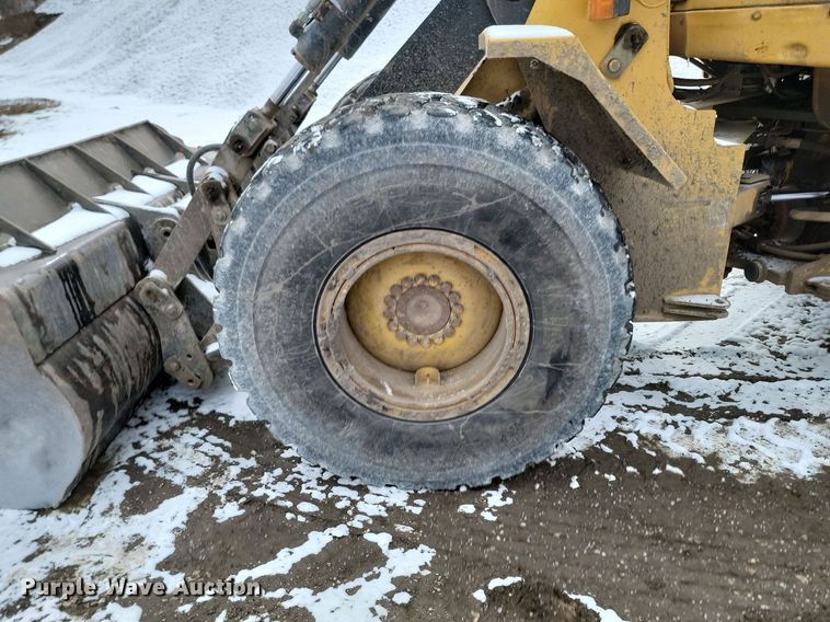 image for item LA9715 1995 Caterpillar IT28F wheel loader