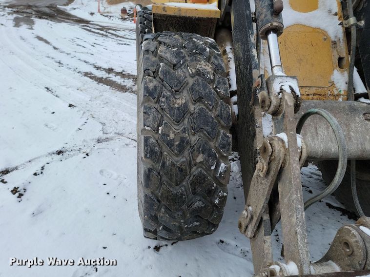 image for item LA9715 1995 Caterpillar IT28F wheel loader