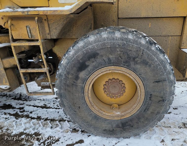 image for item LA9715 1995 Caterpillar IT28F wheel loader
