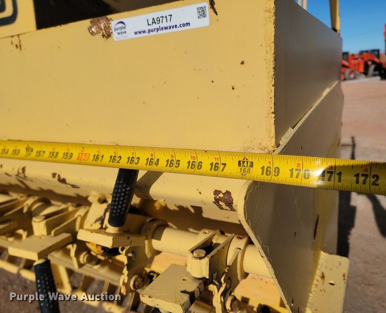 image for item LA9717 Rosco chip spreader