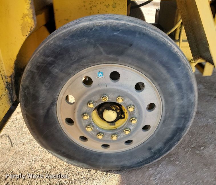 image for item LA9717 Rosco chip spreader