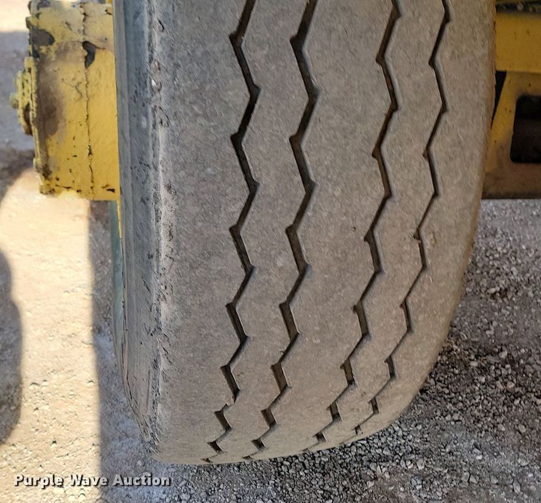 image for item LA9717 Rosco chip spreader