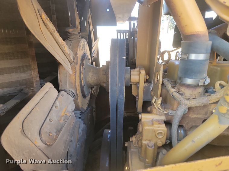 image for item LA9724 1986 Caterpillar D6H dozer