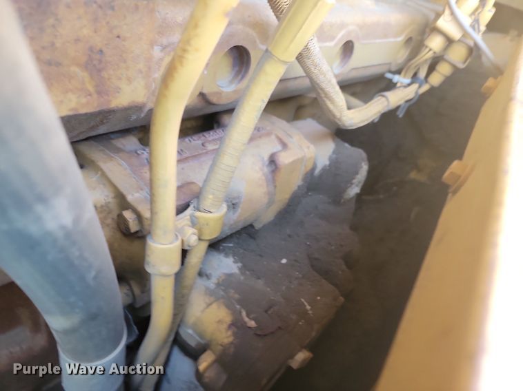 image for item LA9724 1986 Caterpillar D6H dozer