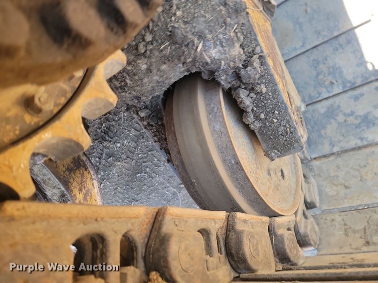 image for item LA9724 1986 Caterpillar D6H dozer