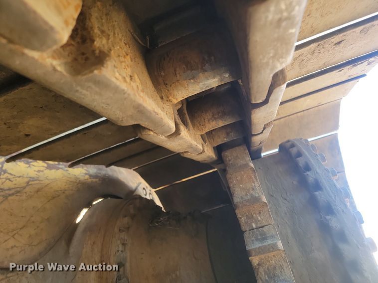 image for item LA9724 1986 Caterpillar D6H dozer