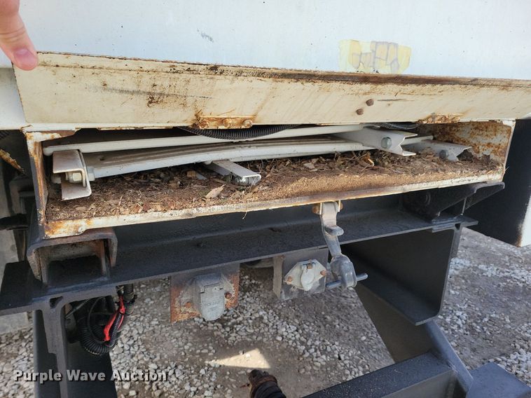 image for item LC9829 2012 International 4300 forestry bucket truck