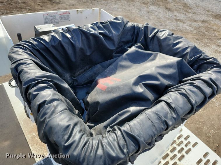 image for item LC9829 2012 International 4300 forestry bucket truck