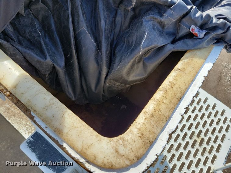 image for item LC9829 2012 International 4300 forestry bucket truck