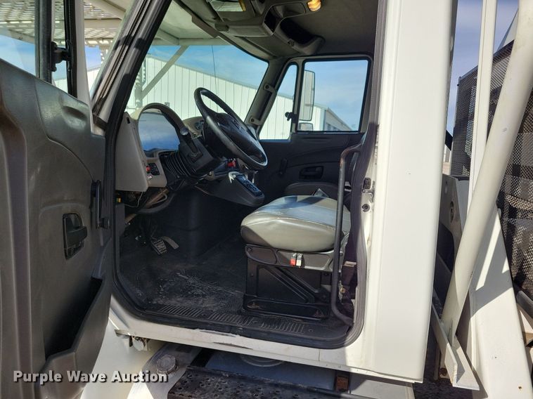 image for item LC9829 2012 International 4300 forestry bucket truck