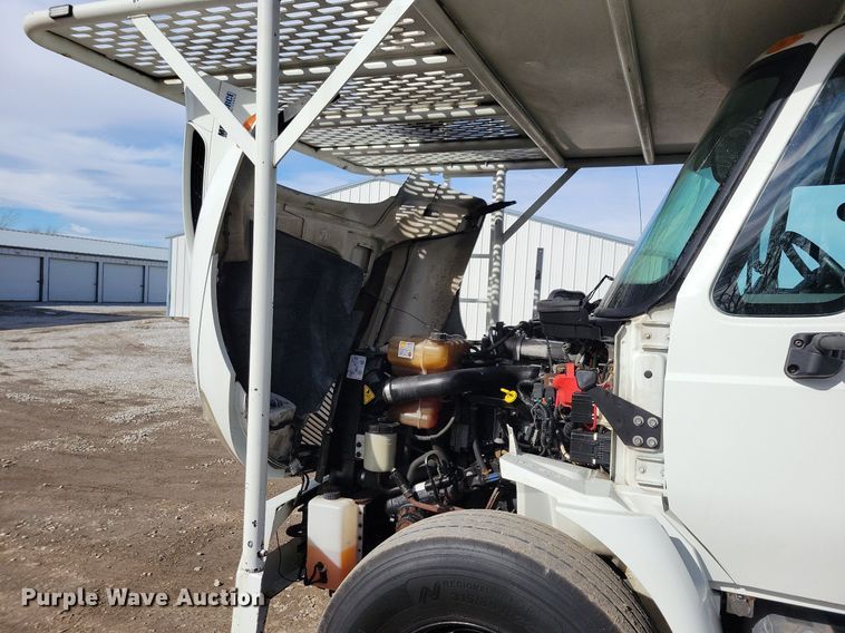 image for item LC9829 2012 International 4300 forestry bucket truck