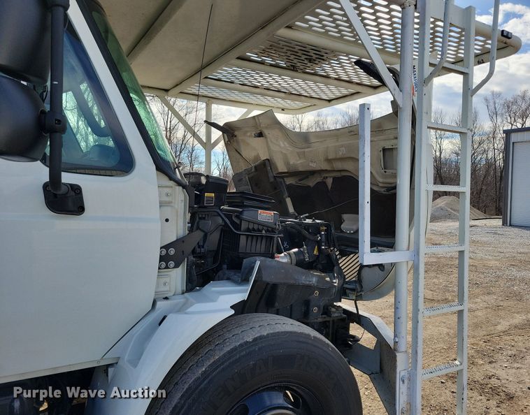 image for item LC9829 2012 International 4300 forestry bucket truck