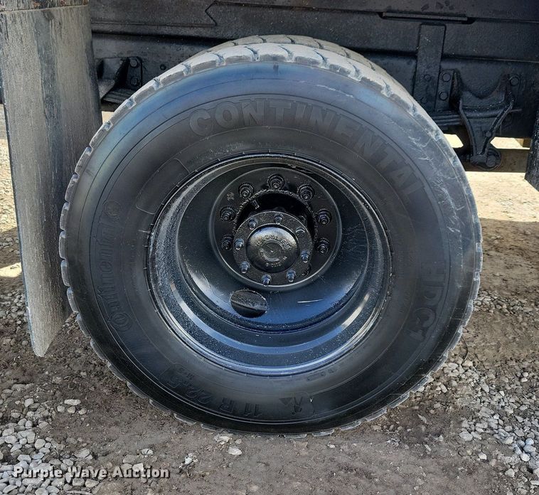 image for item LC9829 2012 International 4300 forestry bucket truck