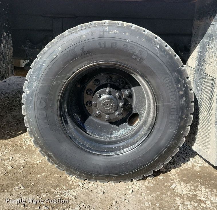 image for item LC9829 2012 International 4300 forestry bucket truck