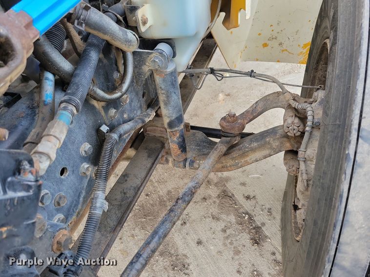 image for item LC9831 2007 International 4300 water truck