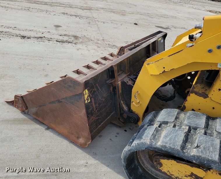 image for item LC9832 2018 Caterpillar 289D tracked skid steer loader