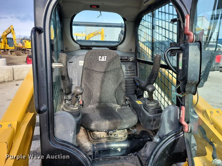 image for item LC9832 2018 Caterpillar 289D tracked skid steer loader