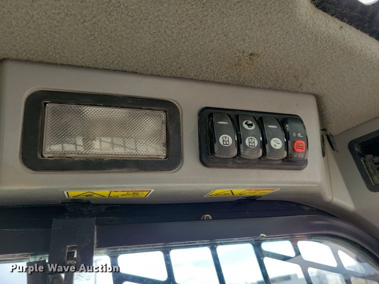 image for item LC9832 2018 Caterpillar 289D tracked skid steer loader