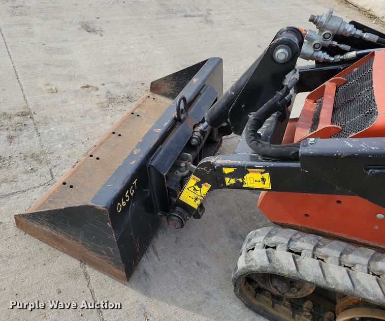 image for item LC9833 2017 Ditch Witch SK600 compact utility loader