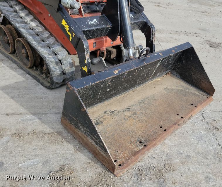 image for item LC9833 2017 Ditch Witch SK600 compact utility loader