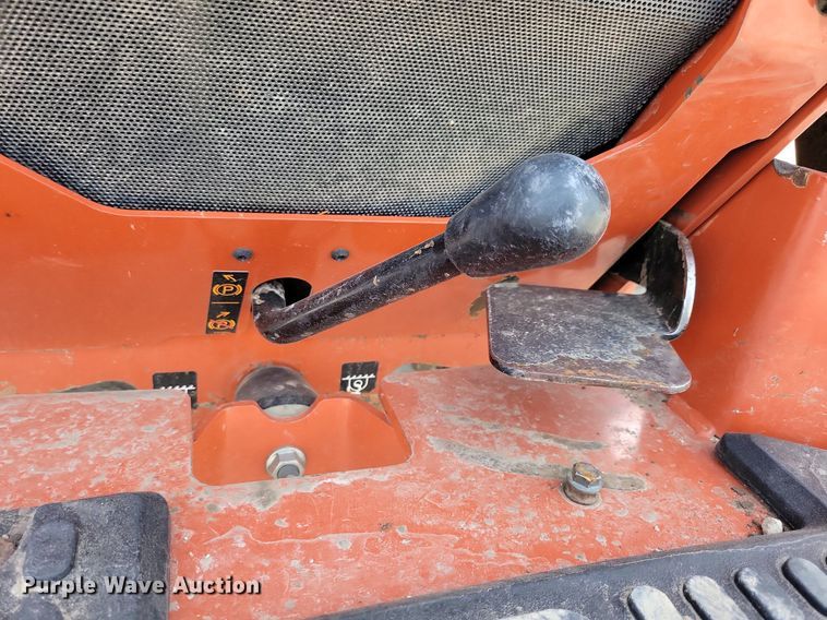 image for item LC9833 2017 Ditch Witch SK600 compact utility loader